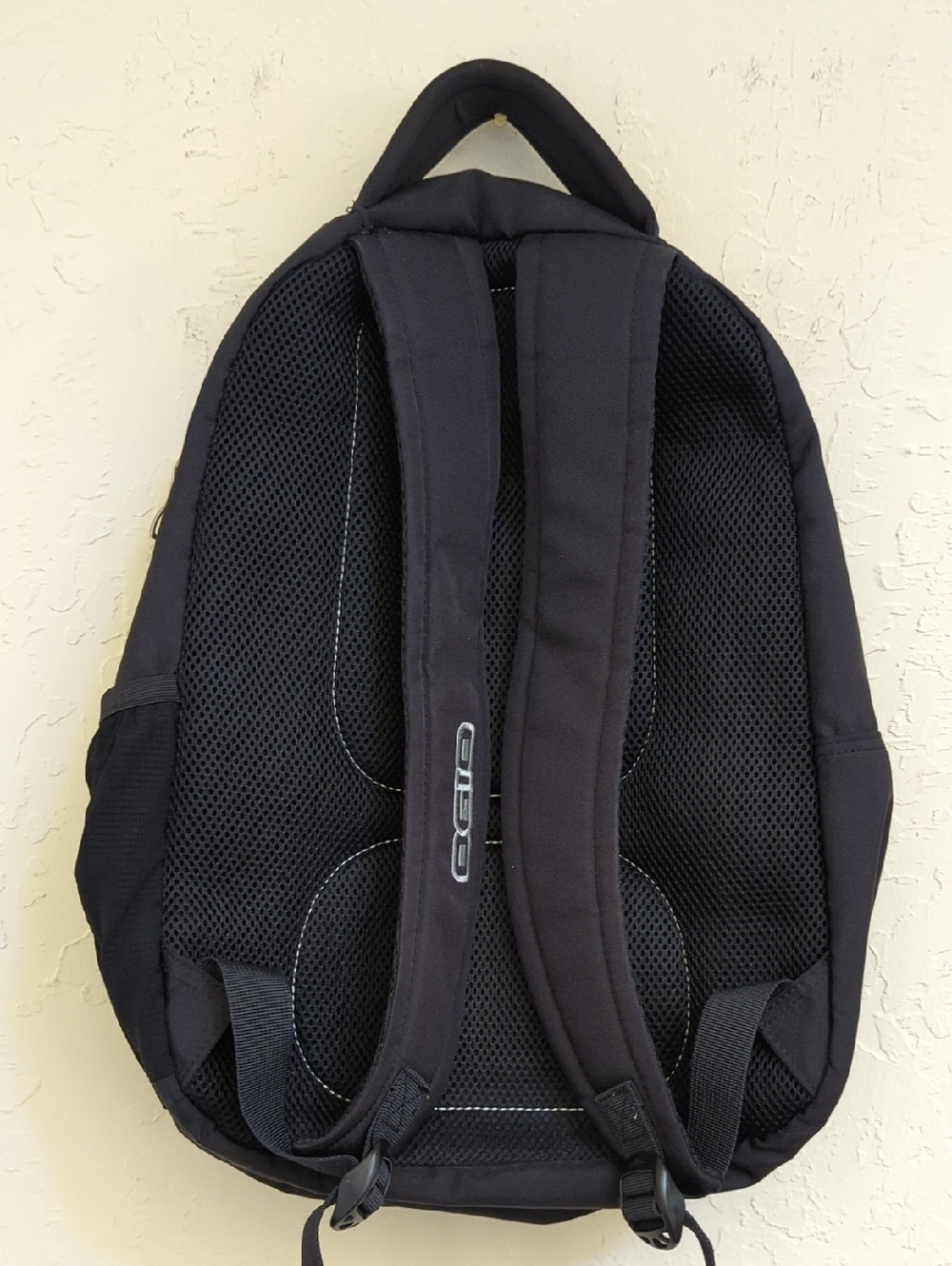 OGIO Colton Black & Silver Backpack - Picture 5 of 11